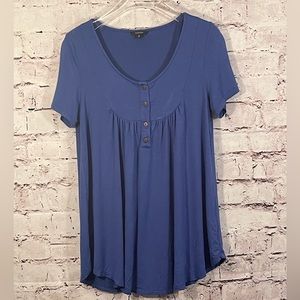Women Short Sleeve Shirt w/ Puff Sleeves Size Small  (B-41)